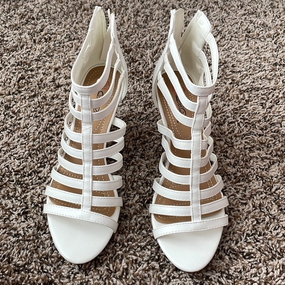 White leather wedges size 8 - Picture 4 of 4